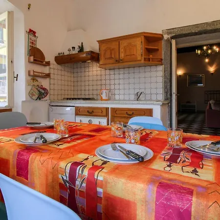 Ca Rossa On The Lake Holiday home